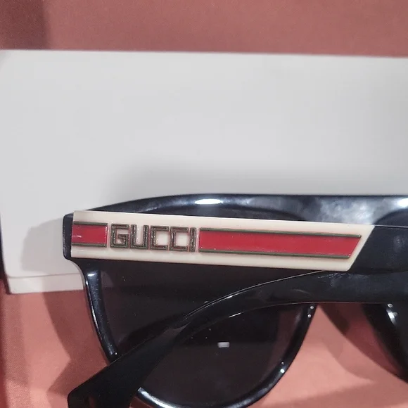Gucci Black Aviator Sunglasses - Picture 2 of 7